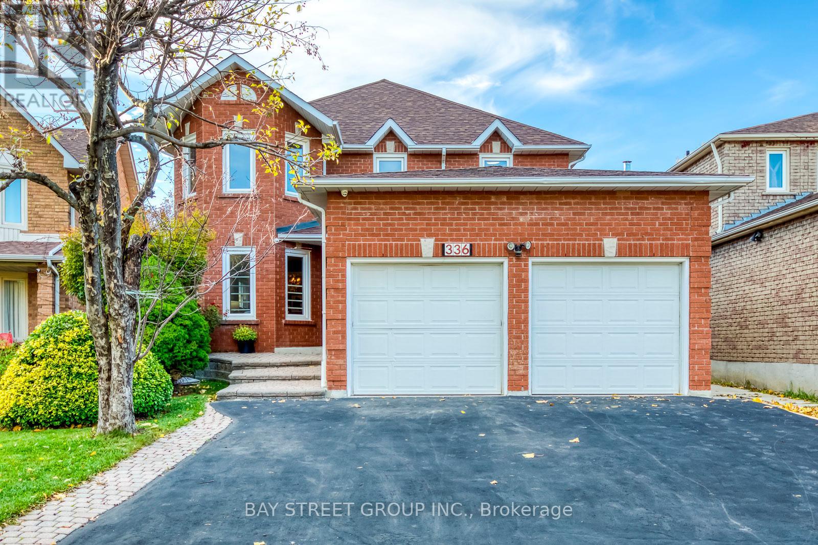 336 WENDRON CRESCENT, Mississauga, Ontario