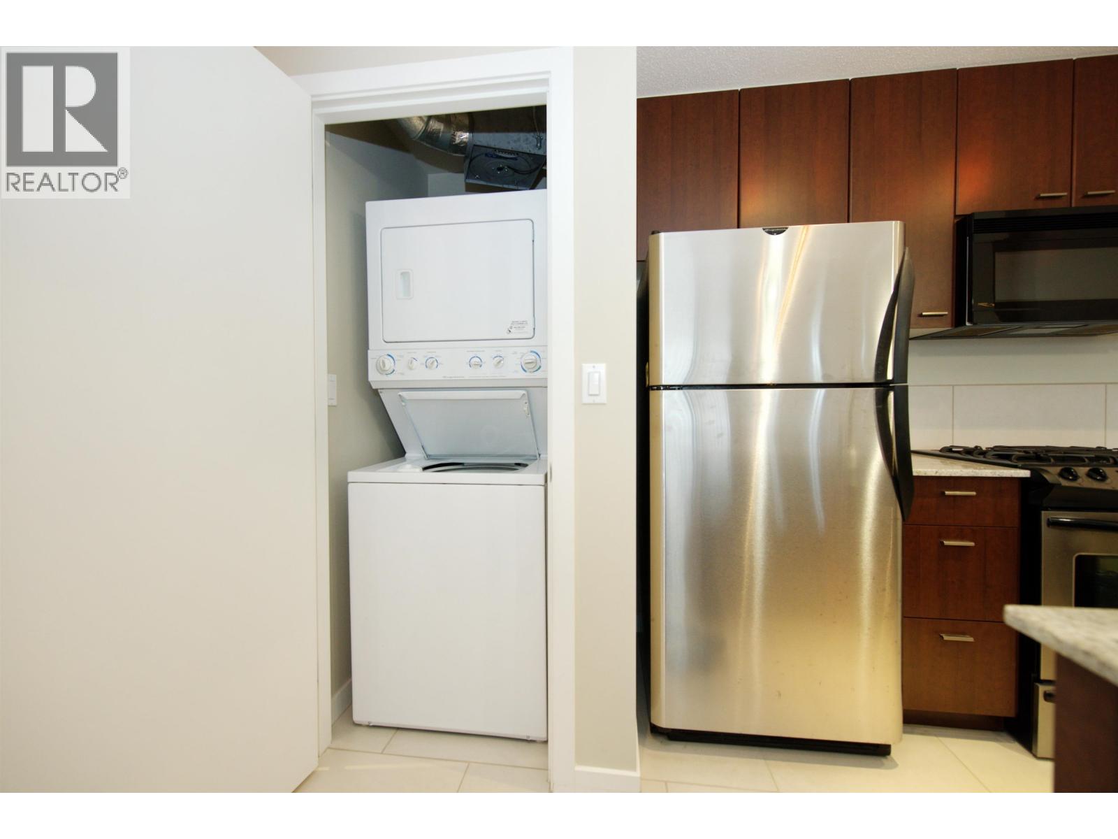 301 7063 Hall Avenue, Burnaby, British Columbia  V5E 0A5 - Photo 11 - R3063984