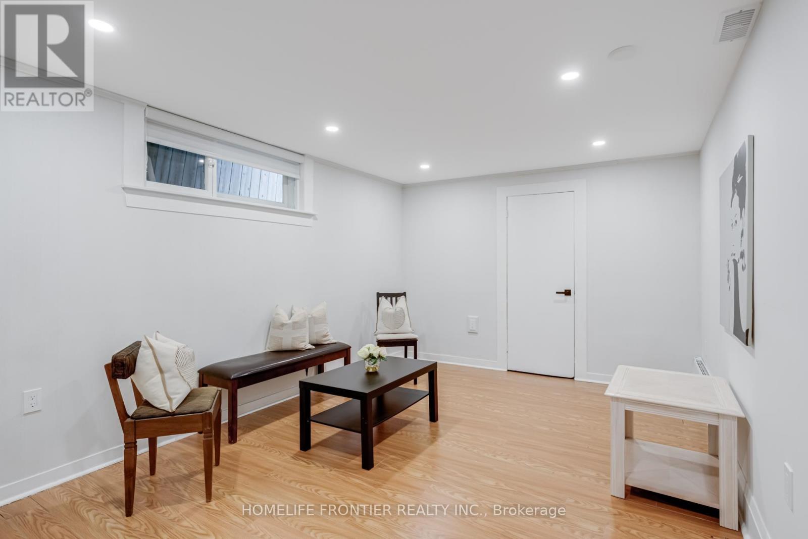 208 Betty Ann Drive, Toronto, Ontario  M2R 1A7 - Photo 29 - C12510828