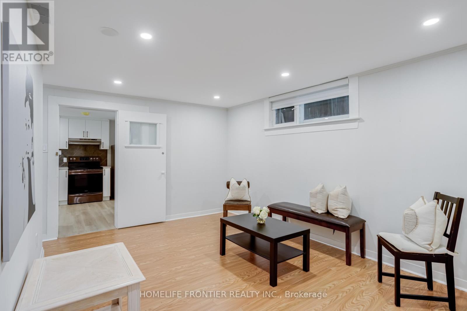 208 Betty Ann Drive, Toronto, Ontario  M2R 1A7 - Photo 30 - C12510828