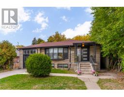 208 BETTY ANN DRIVE, Toronto, Ontario