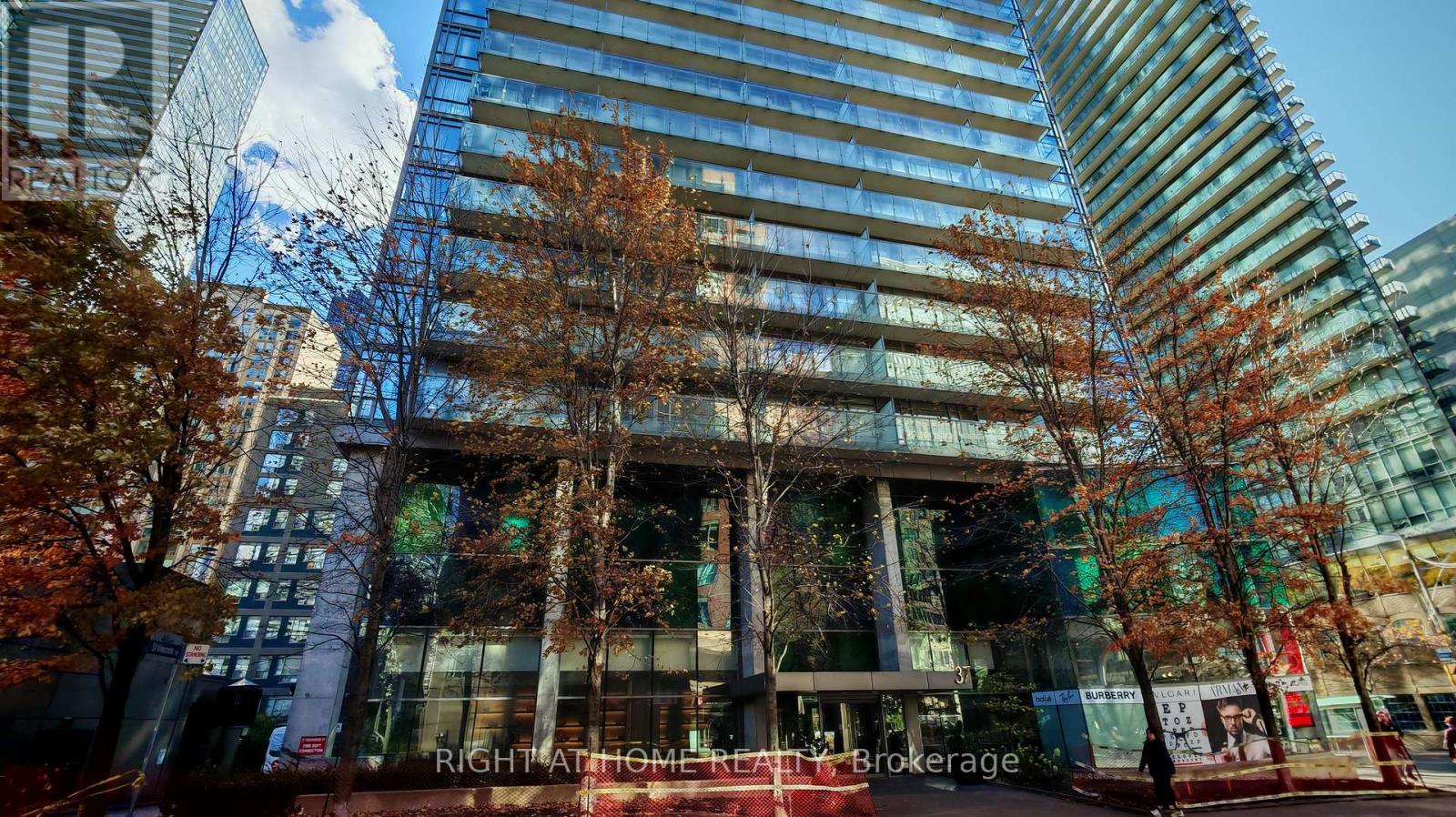 2305 - 37 Grosvenor Street, Toronto, Ontario  M4Y 3G5 - Photo 10 - C12510852