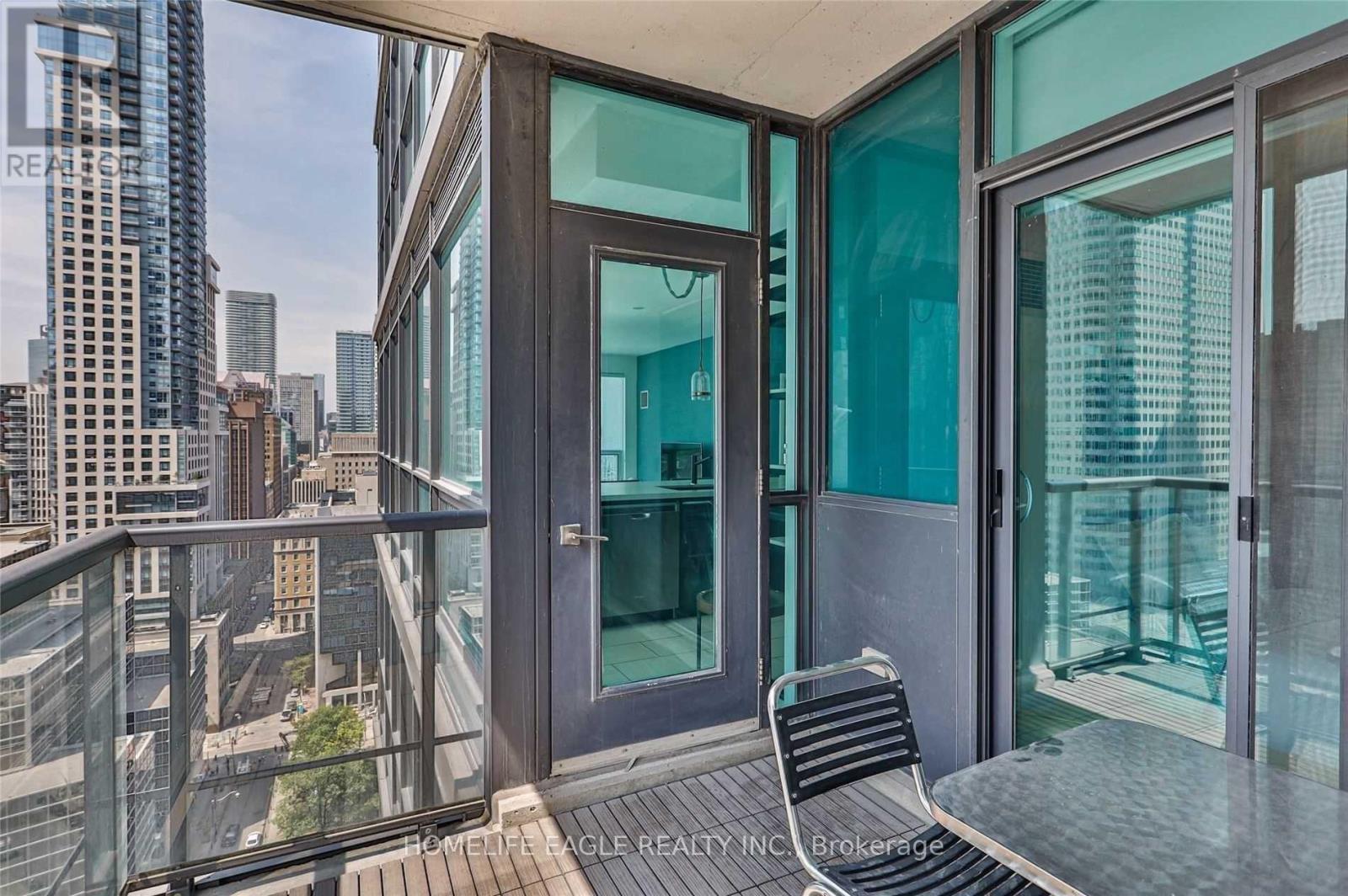 2407 - 1 Scott Street, Toronto, Ontario  M5E 1A1 - Photo 16 - C12510860