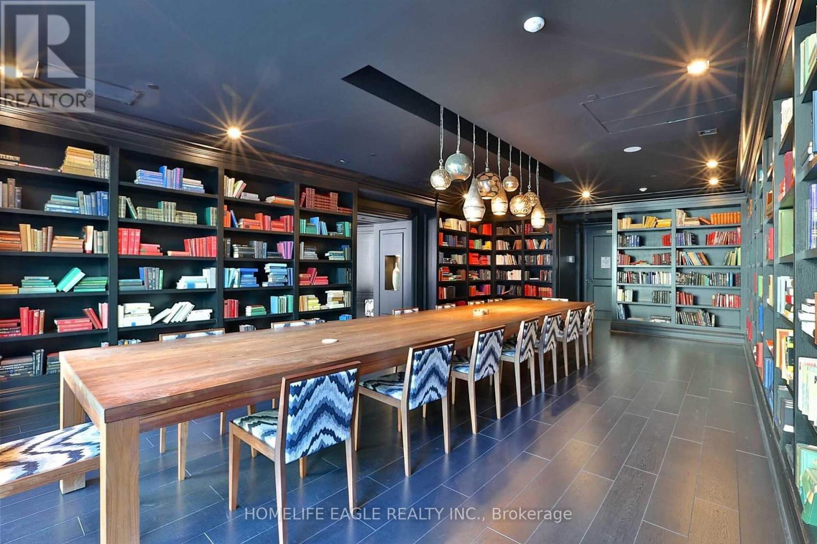 2407 - 1 Scott Street, Toronto, Ontario  M5E 1A1 - Photo 32 - C12510860