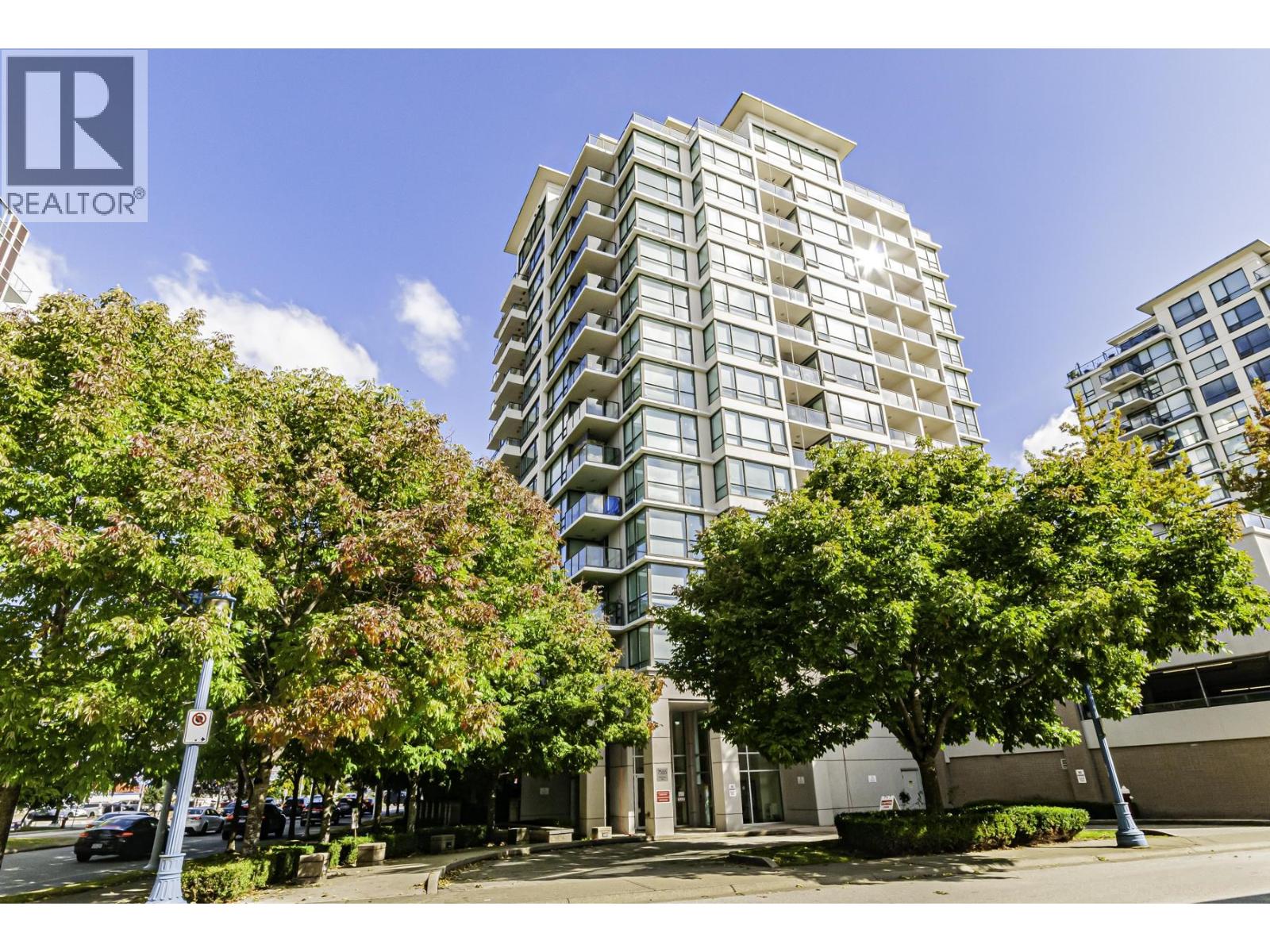 905 7555 ALDERBRIDGE WAY, Richmond, British Columbia