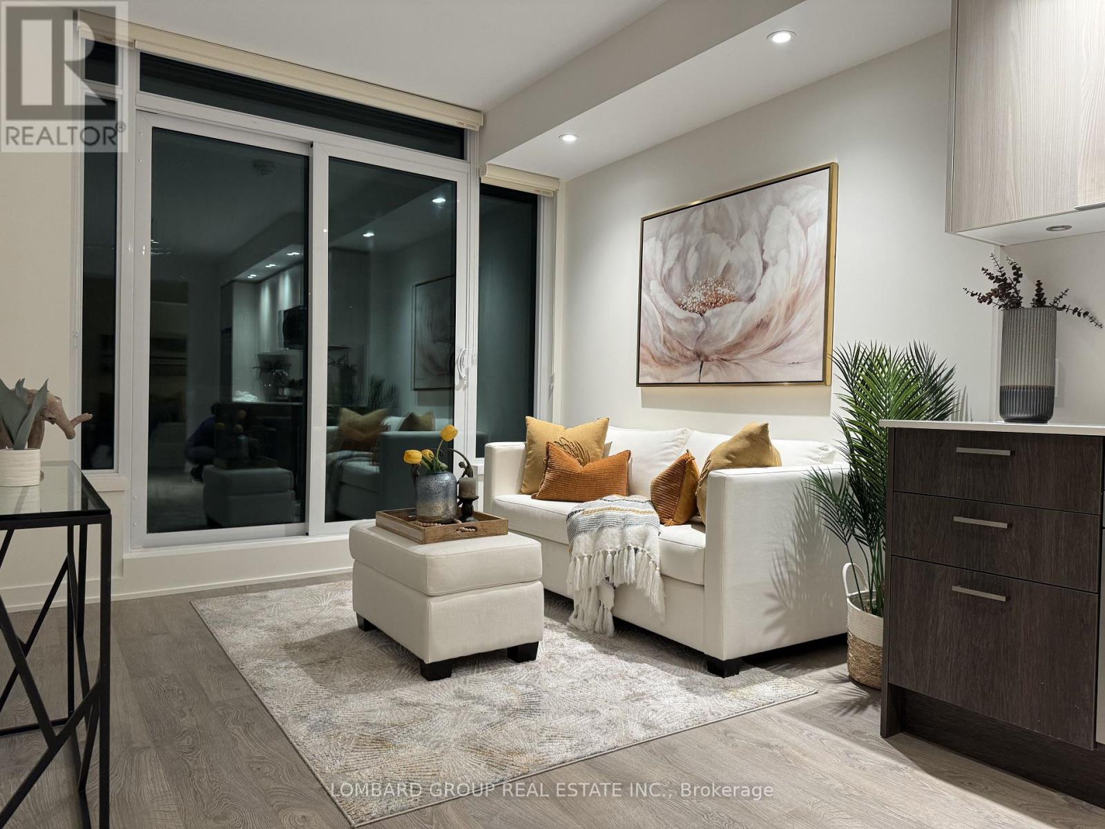 2508 - 1928 Lake Shore Boulevard W, Toronto, Ontario  M6S 0B1 - Photo 9 - W12510850