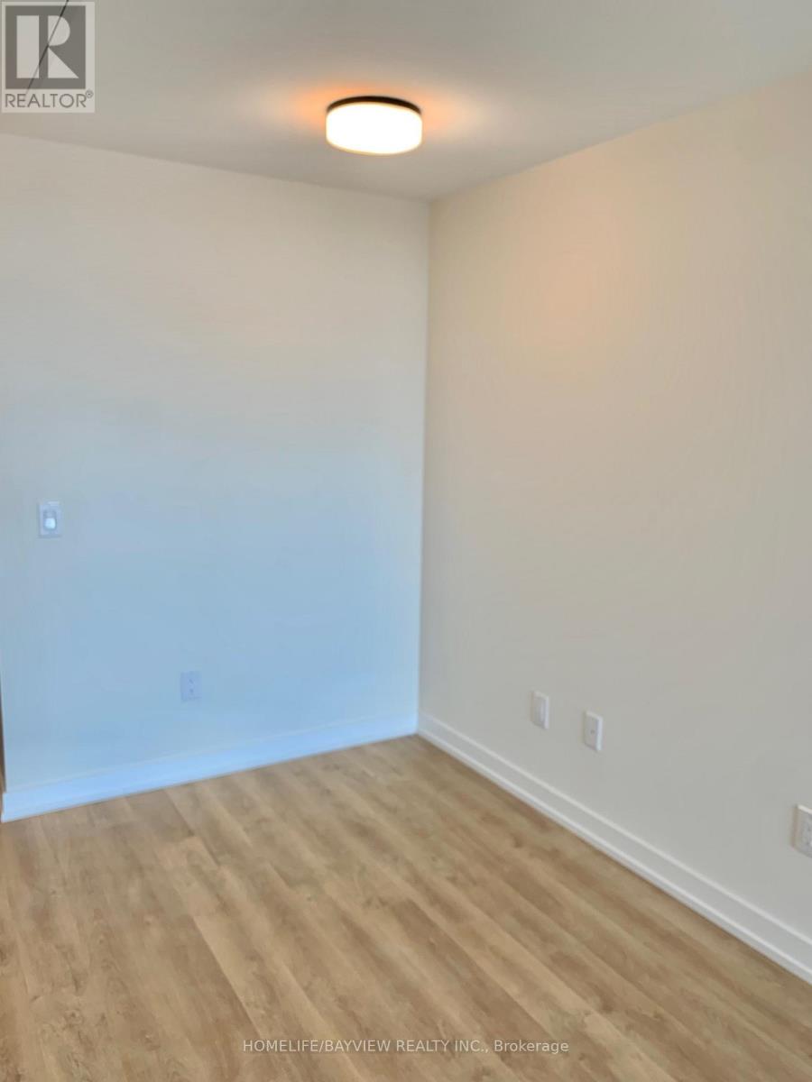 728 - 2300 St. Clair Avenue W, Toronto, Ontario  M6N 0B3 - Photo 11 - W12510864