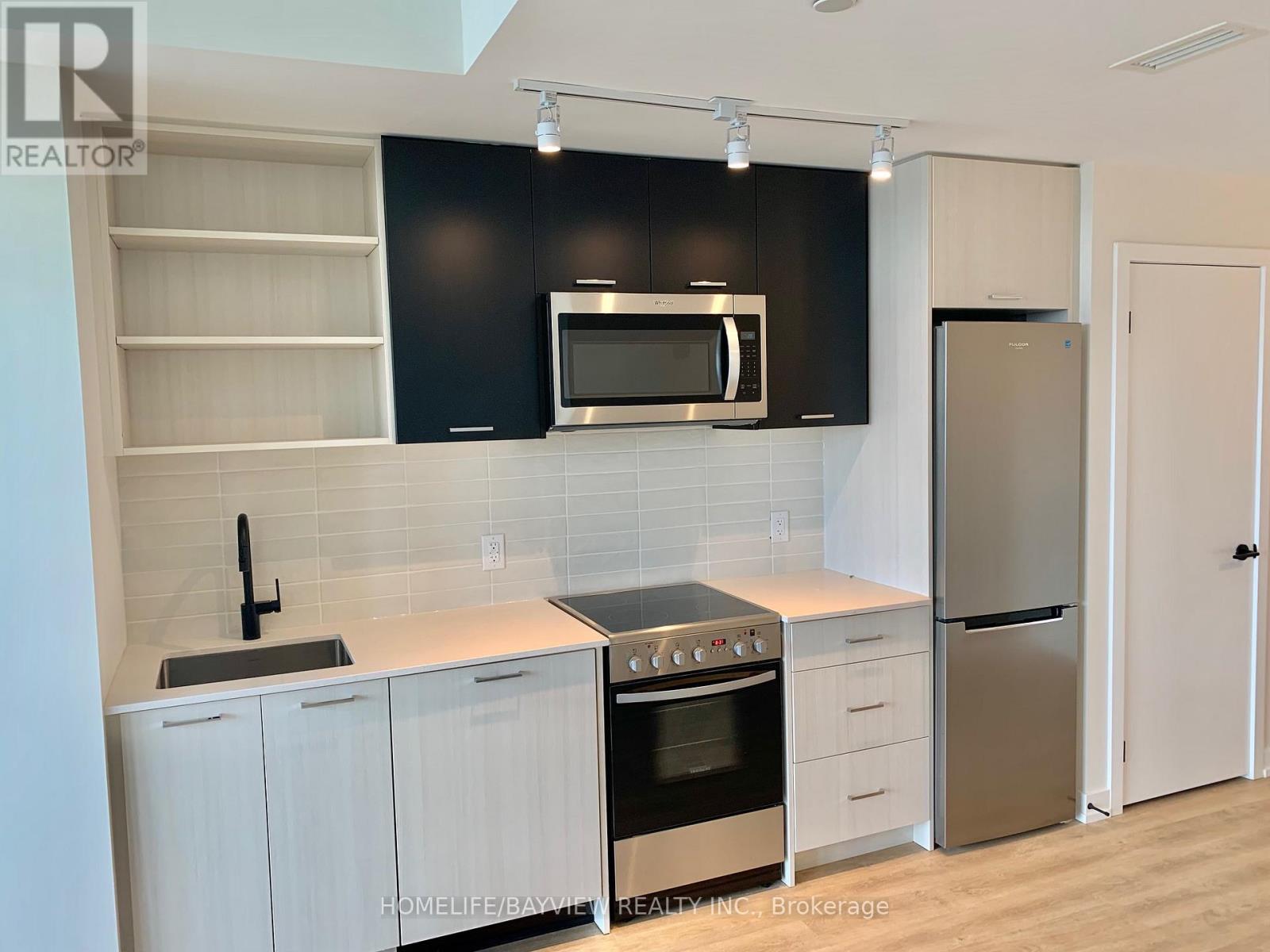 728 - 2300 St. Clair Avenue W, Toronto, Ontario  M6N 0B3 - Photo 6 - W12510864