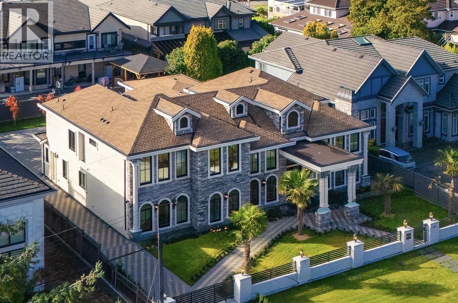 8151 LUNDY ROAD, Richmond, British Columbia