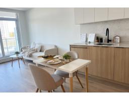 912 13685 102 AVENUE, Surrey, British Columbia