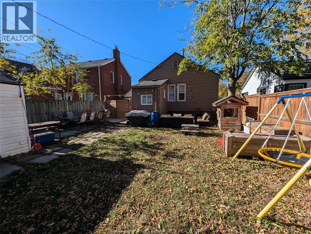 1958 Tourngeau Road, Windsor, Ontario N8W 4N3 - Photo 9 - 25027900