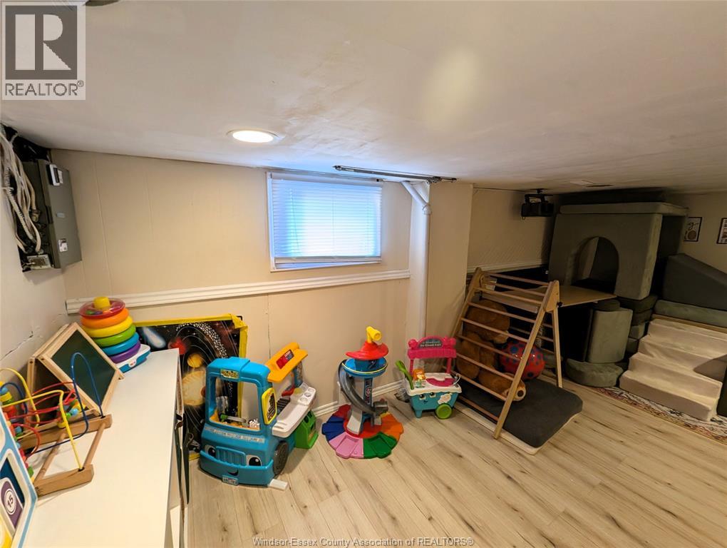 1958 Tourngeau Road, Windsor, Ontario N8W 4N3 - Photo 43 - 25027900