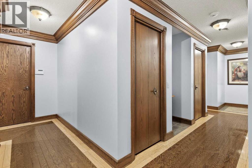 1521 92 Avenue Sw, Calgary, Alberta  T2V 5C9 - Photo 21 - A2254948