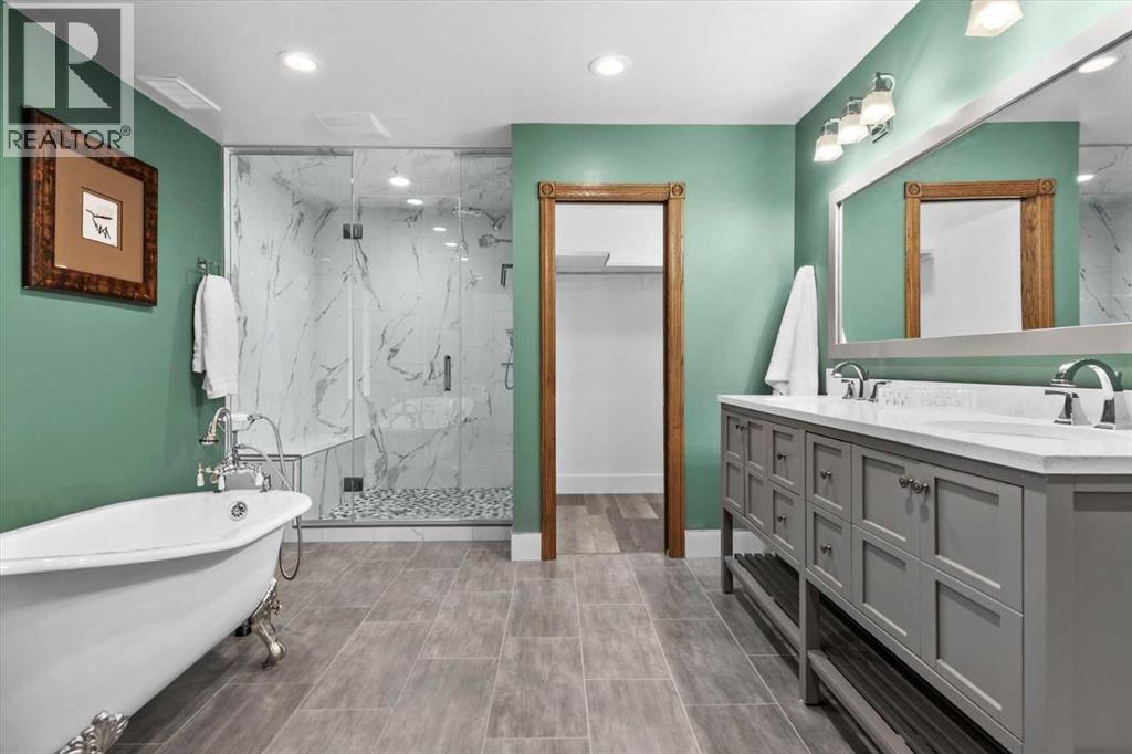 1521 92 Avenue Sw, Calgary, Alberta  T2V 5C9 - Photo 34 - A2254948