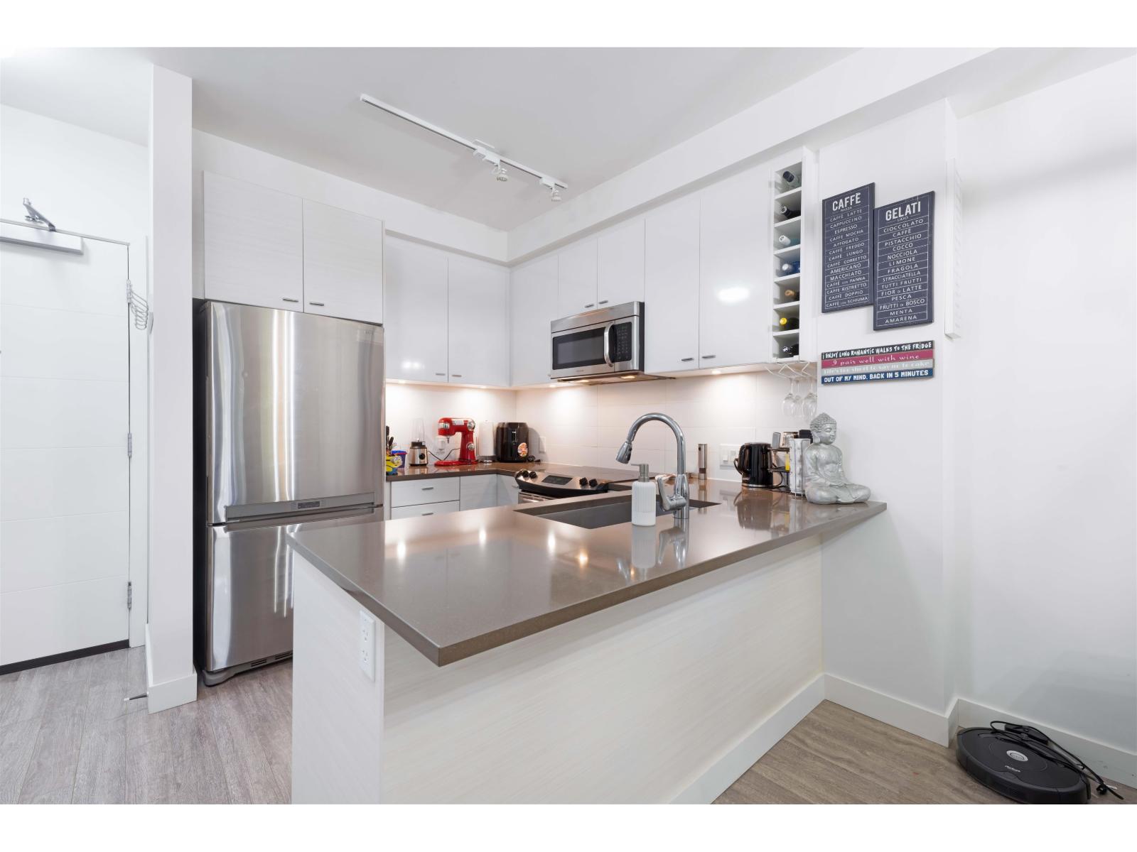 207 13925 Fraser Highway, Surrey, British Columbia  V3T 4E6 - Photo 15 - R3064208