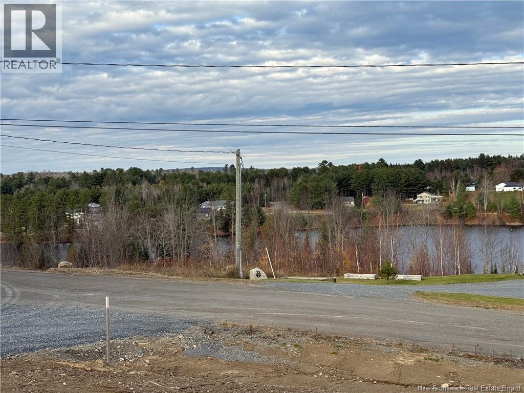 11 Clearview Court, Nackawic, New Brunswick  E6G 0B6 - Photo 2 - NB119820