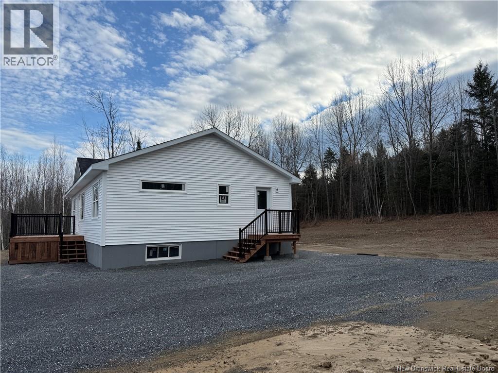 11 Clearview Court, Nackawic, New Brunswick  E6G 0B6 - Photo 5 - NB119820