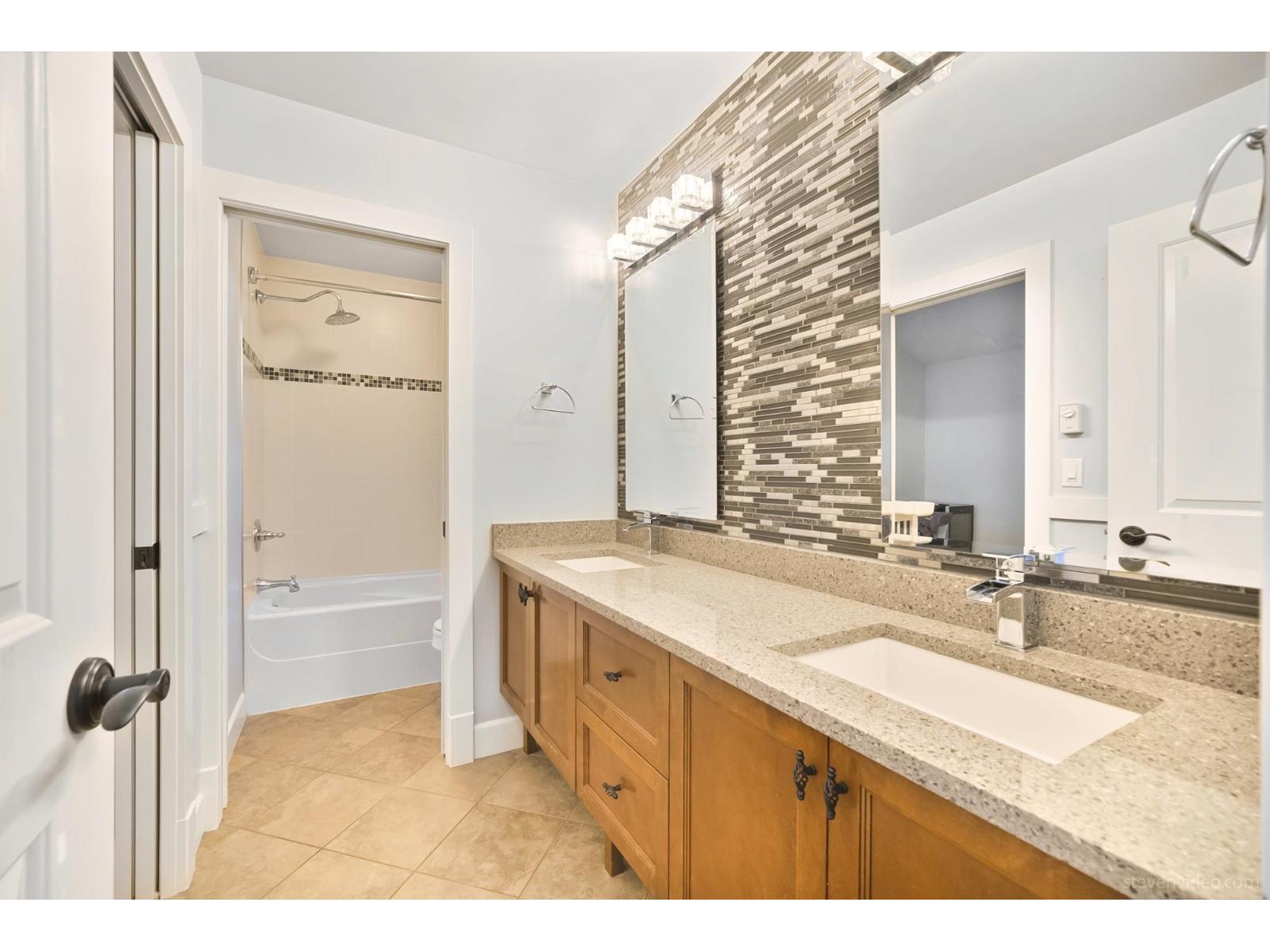 3668 159a Street, Surrey, British Columbia V3Z 0P1 - Photo 17 - R3054007