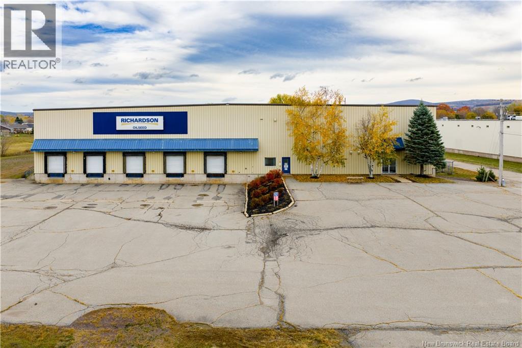 195 Stewart Avenue, Sussex, New Brunswick  E4E 2G1 - Photo 7 - NB129352