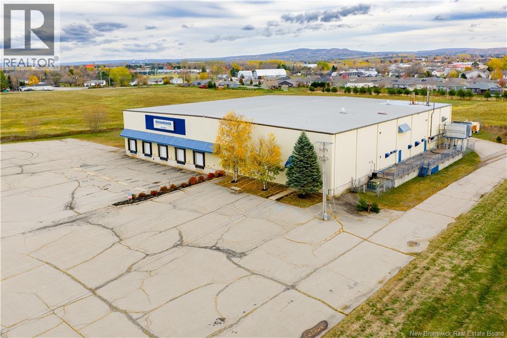 195 Stewart Avenue, Sussex, New Brunswick  E4E 2G1 - Photo 6 - NB129352