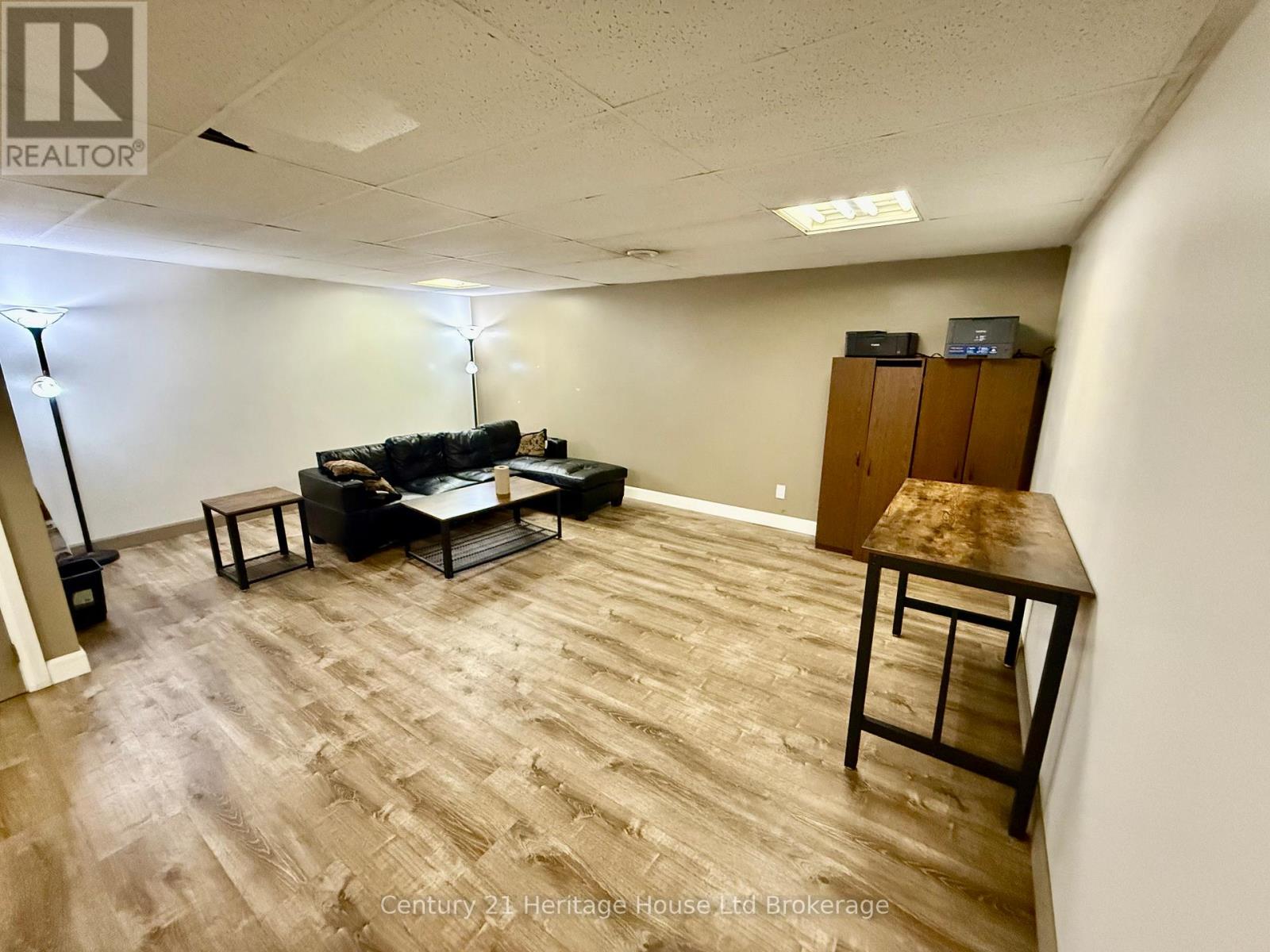 1 - 1033 Pattulo Avenue, Woodstock, Ontario N4V 1C8 - Photo 11 - X12466659