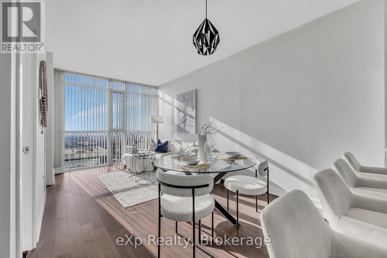 3105 - 4099 Brickstone Mews, Mississauga, Ontario  L5B 0G2 - Photo 2 - W12510950