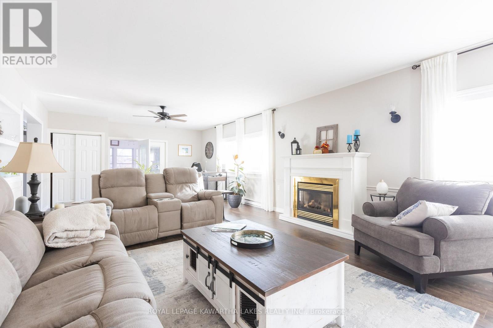 18 Hill Street, Kawartha Lakes, Ontario K9V 0H5 - Photo 10 - X12510914