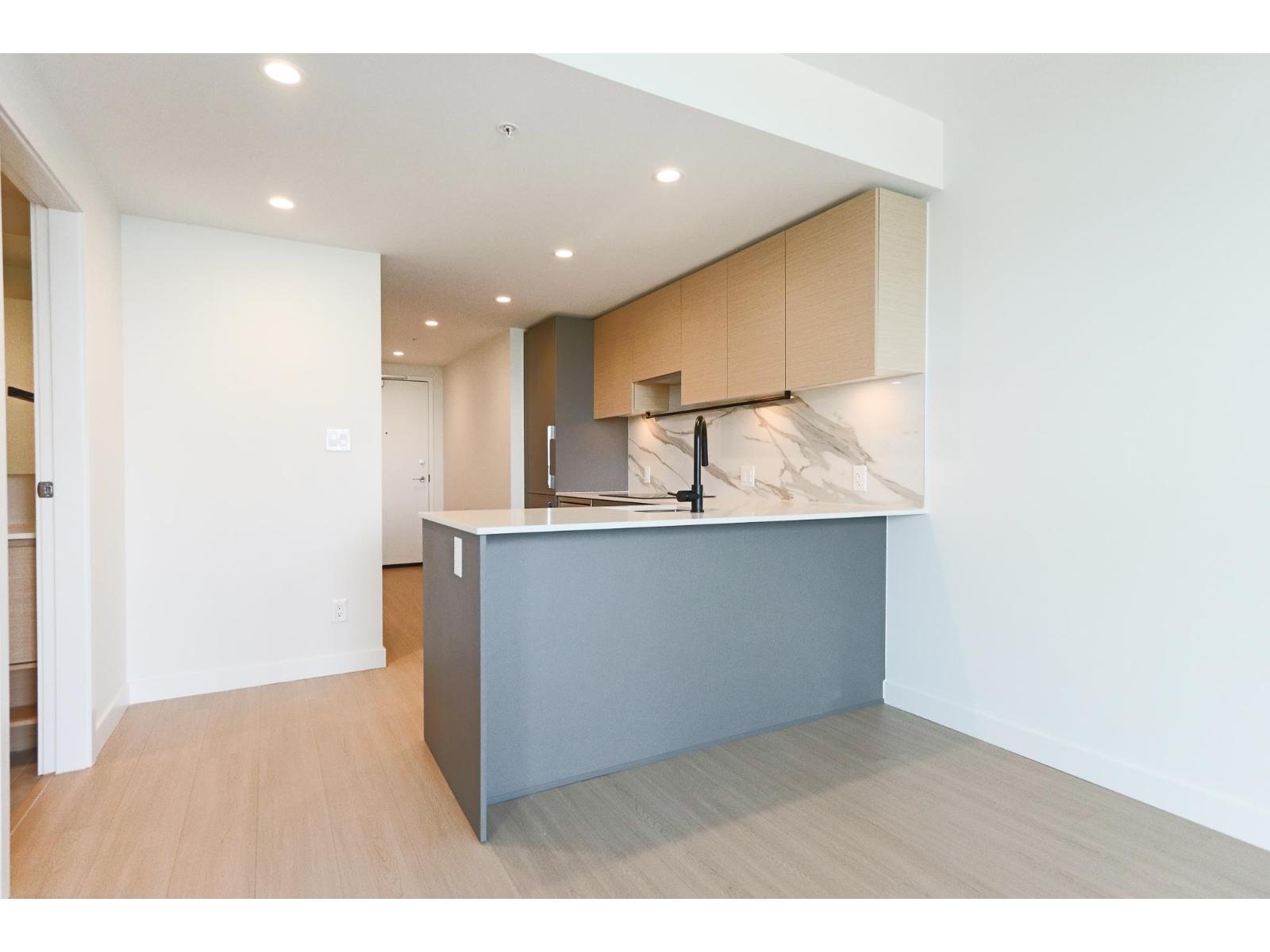 2103 13745 Georgejunction, Surrey, British Columbia  V3T 0V8 - Photo 4 - R3064957