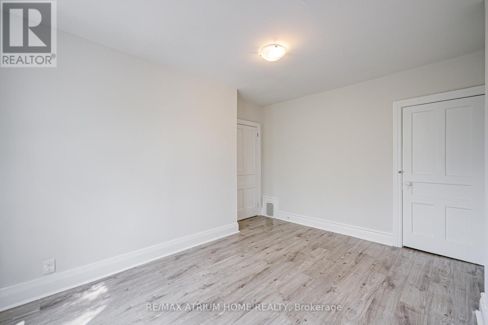 1000 Dundas Street W, Toronto, Ontario  M6J 1W6 - Photo 35 - C12350525