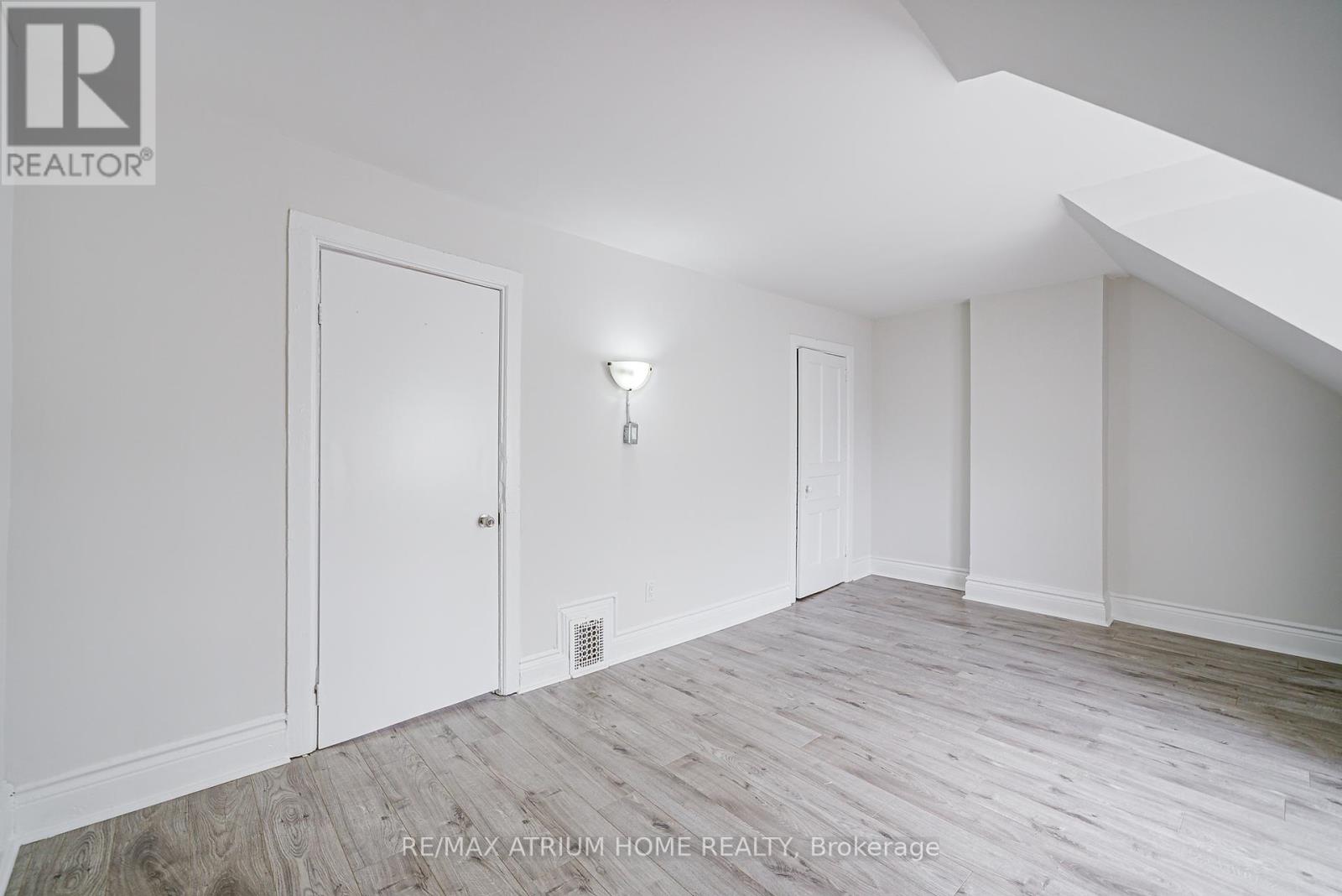 1000 Dundas Street W, Toronto, Ontario  M6J 1W6 - Photo 40 - C12350525