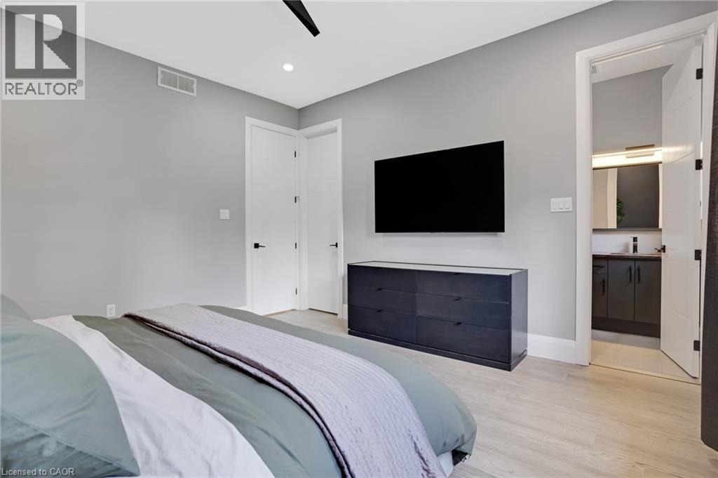 34 Woodcrest Court, Kitchener, Ontario N2P 2K2 - Photo 15 - 40785788