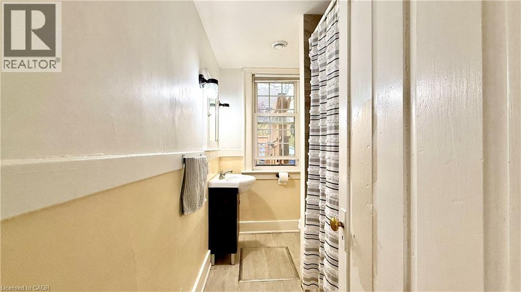 8 Mcnab Street W, Port Dover, Ontario  N0A 1N0 - Photo 14 - 40785741