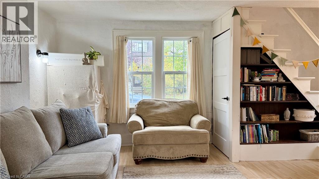 8 Mcnab Street W, Port Dover, Ontario  N0A 1N0 - Photo 7 - 40785741