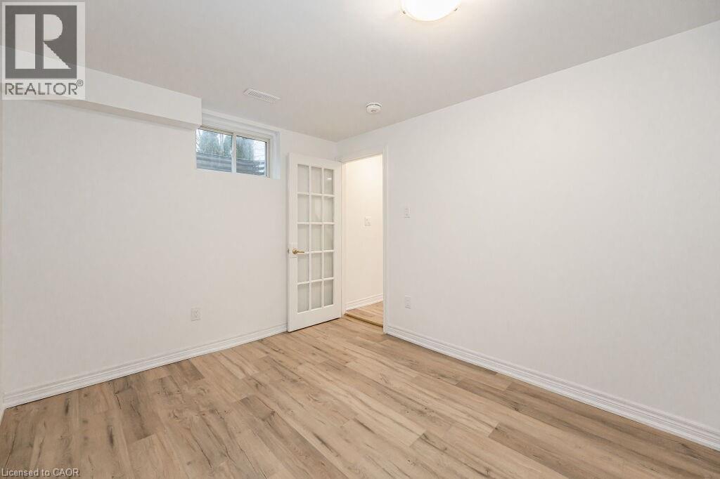 61 Schueller Street, Kitchener, Ontario  N2K 3W2 - Photo 32 - 40785408