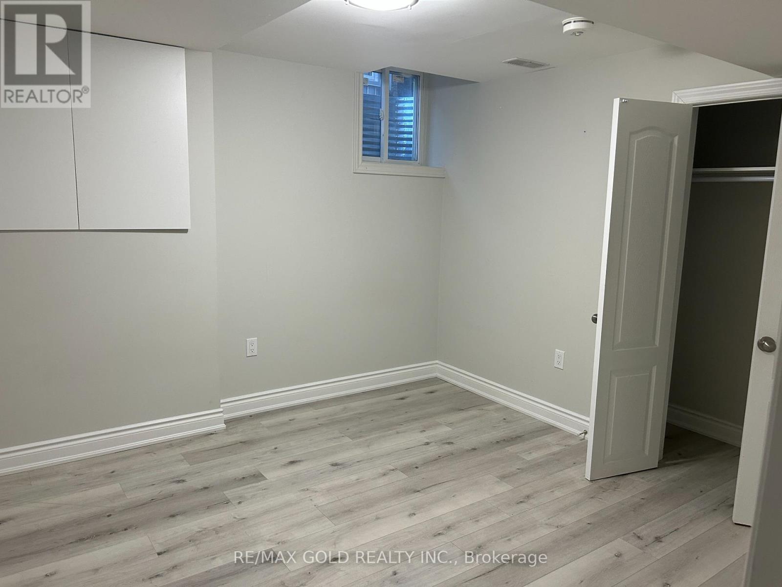 Bsmt - 40 Barr Crescent, Brampton, Ontario  L6Z 3E5 - Photo 8 - W12480222