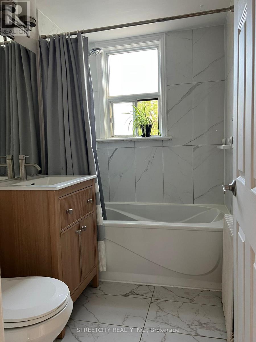 191 Broadway Street, Mississauga, Ontario L5M 1H8 - Photo 22 - W12510870