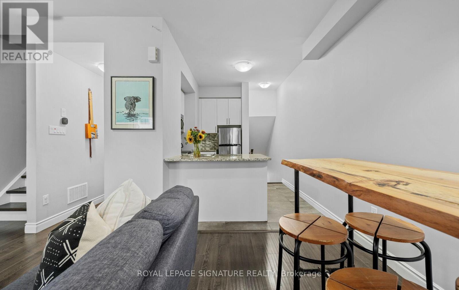 240 - 15 Coneflower Crescent, Toronto, Ontario  M2R 0A5 - Photo 10 - C12477968