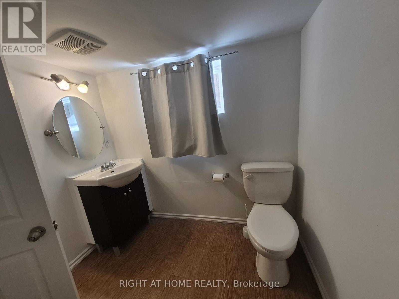 Main Floor - 1644 Dufferin Street W, Toronto, Ontario  M6H 3L8 - Photo 11 - W12434369