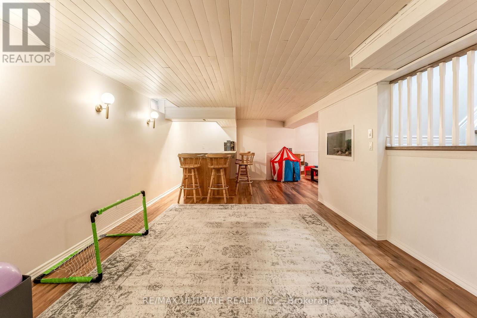 1689 Copseholm Trail, Mississauga, Ontario  L4W 2C1 - Photo 39 - W12479661