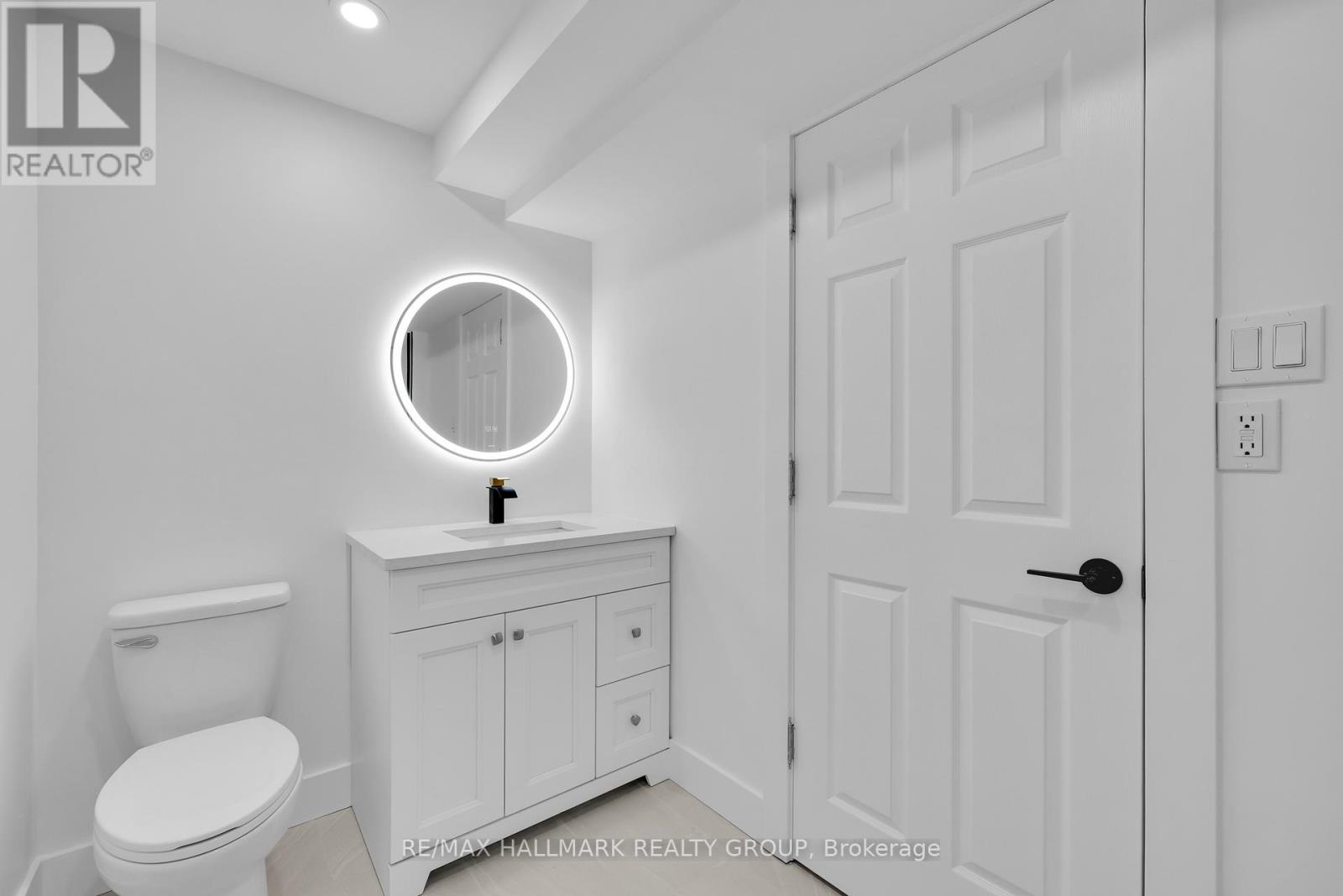 7 Bachman Terrace, Ottawa, Ontario  K2L 1W2 - Photo 39 - X12510926