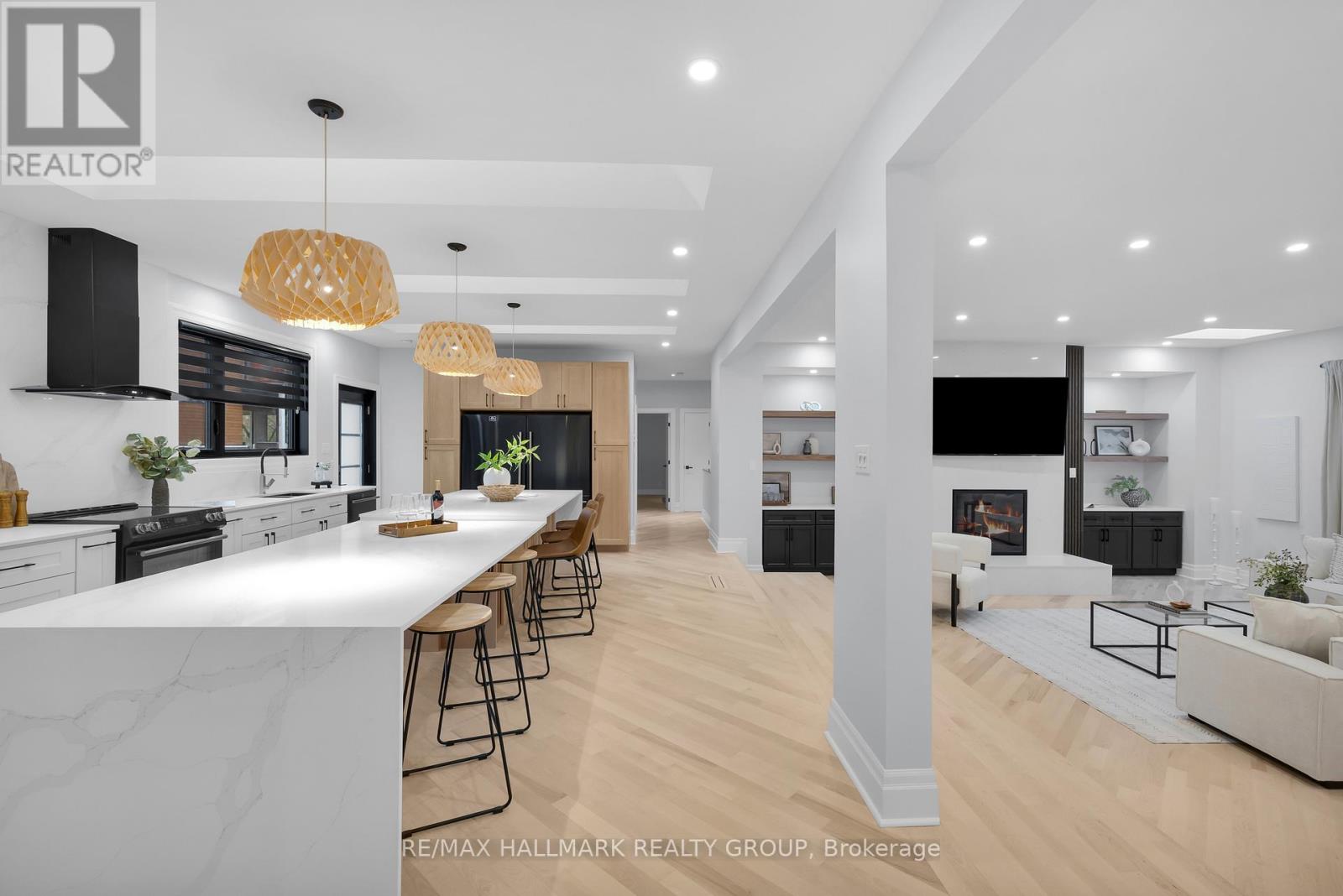 7 Bachman Terrace, Ottawa, Ontario  K2L 1W2 - Photo 8 - X12510926