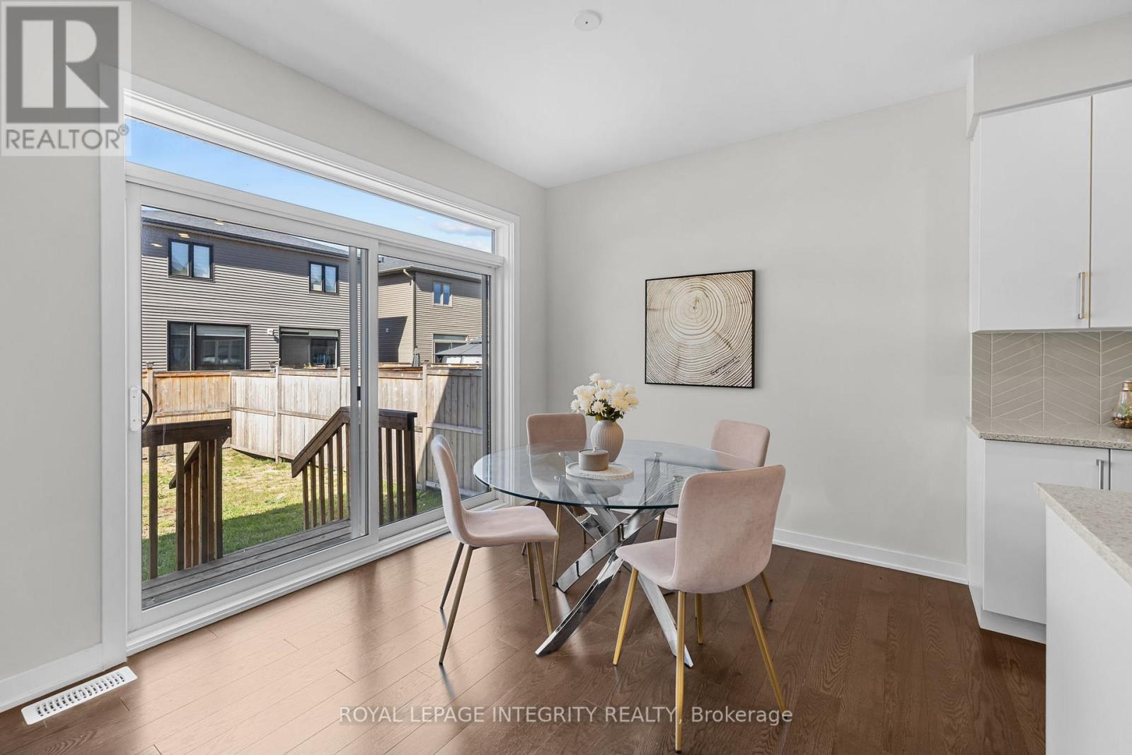 893 Sendero Way, Ottawa, Ontario  K2S 2W8 - Photo 11 - X12510936