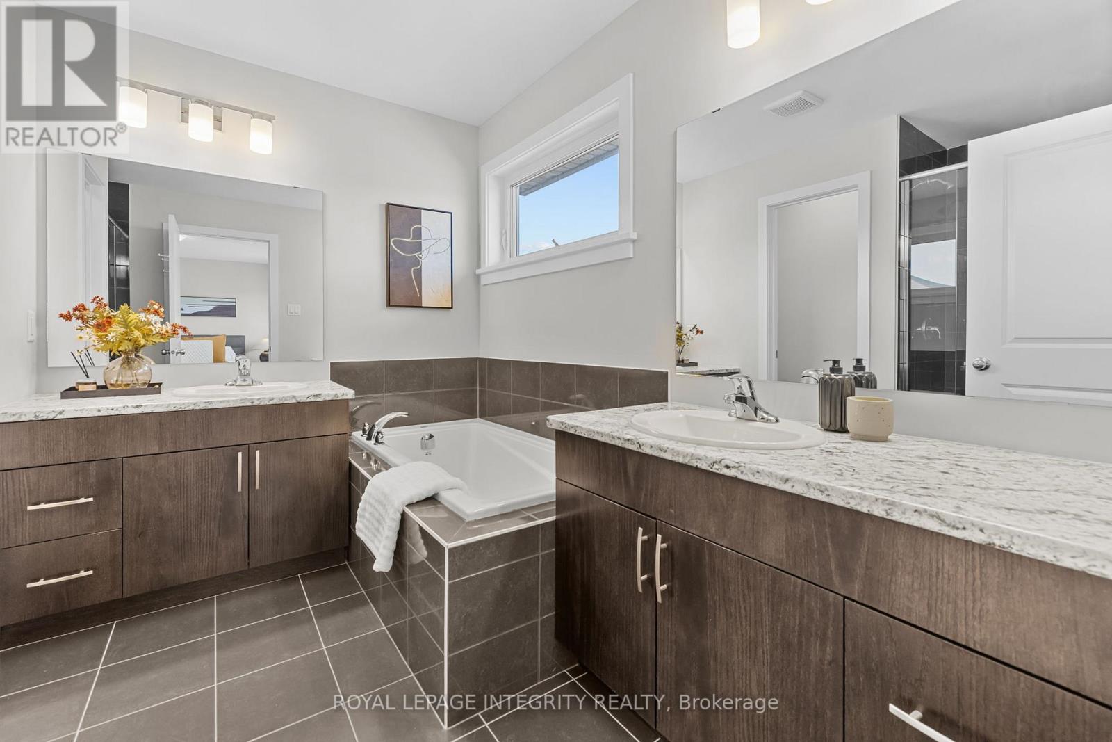 893 Sendero Way, Ottawa, Ontario  K2S 2W8 - Photo 22 - X12510936