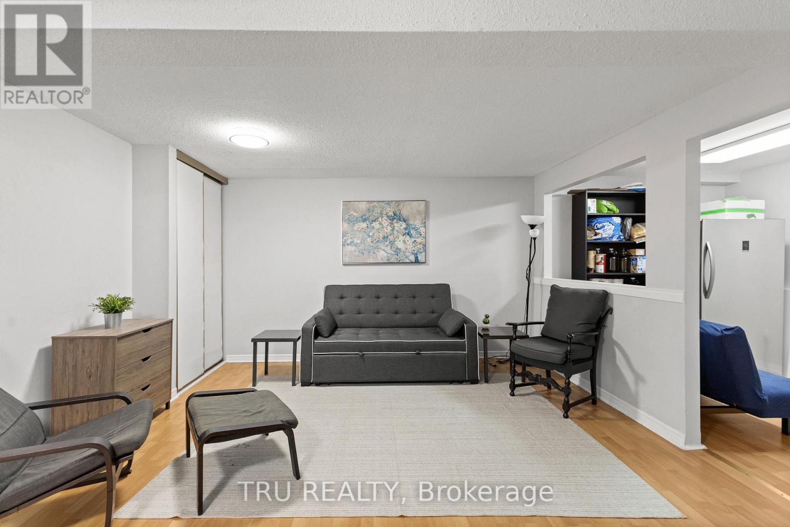 37 - 24 Compata Way, Ottawa, Ontario  K1B 4W9 - Photo 30 - X12510974