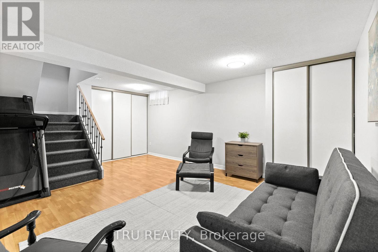 37 - 24 Compata Way, Ottawa, Ontario  K1B 4W9 - Photo 32 - X12510974