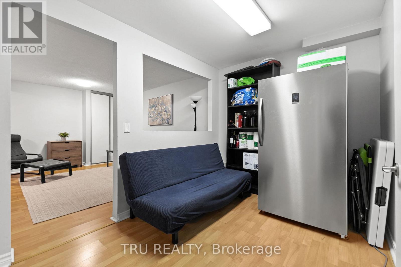 37 - 24 Compata Way, Ottawa, Ontario  K1B 4W9 - Photo 33 - X12510974