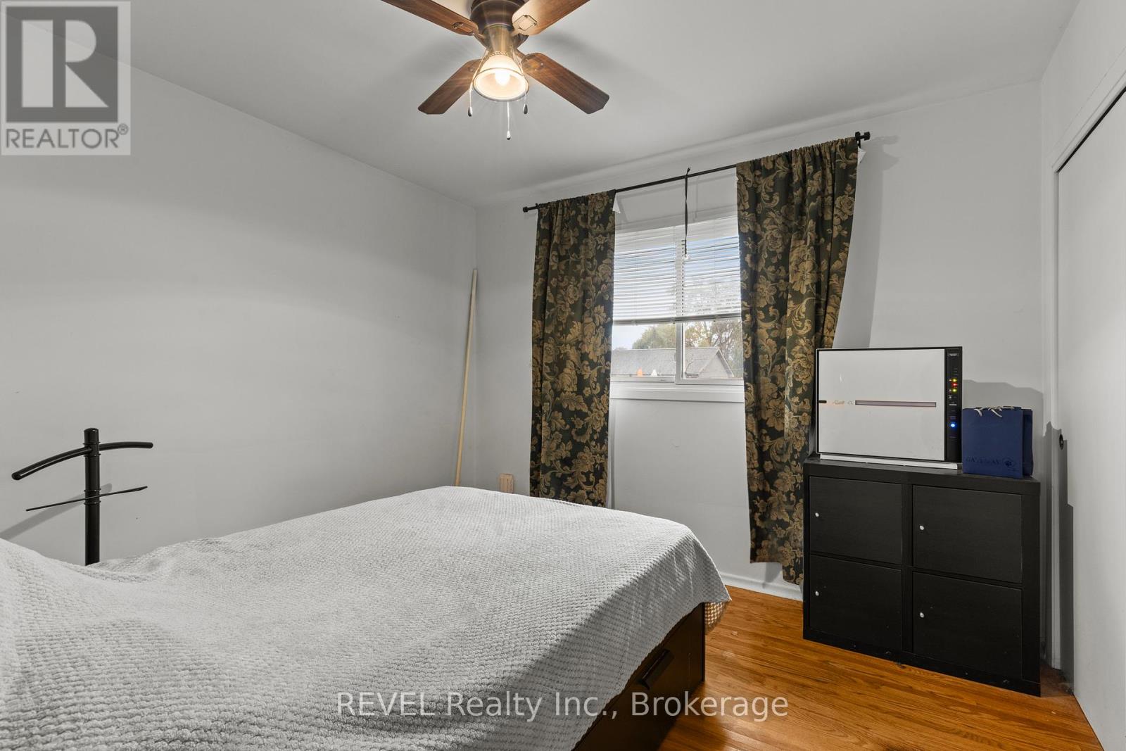 203 Kilgour Avenue, Welland, Ontario L3C 2R1 - Photo 10 - X12510910