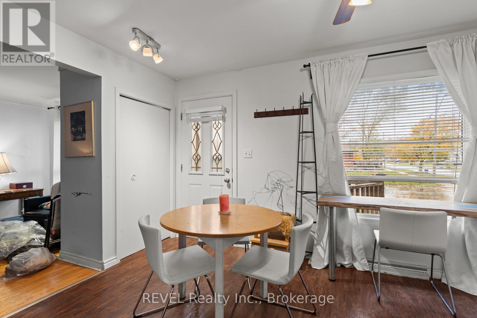 203 Kilgour Avenue, Welland, Ontario L3C 2R1 - Photo 6 - X12510910