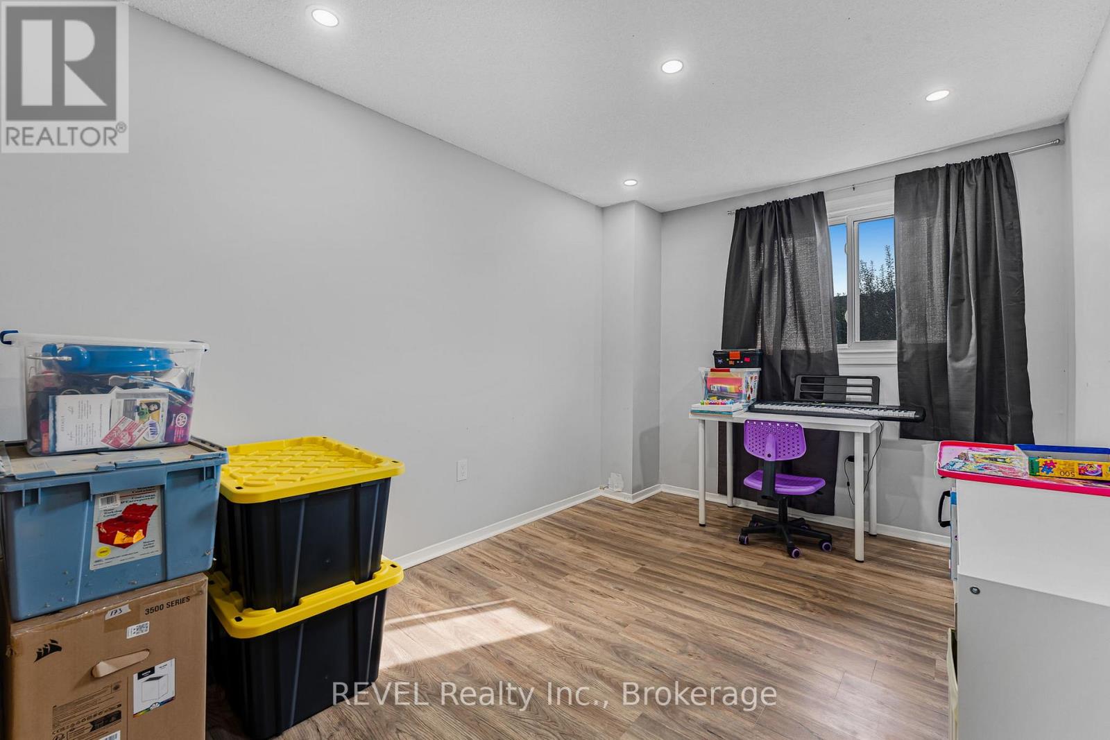 254 - 195 Denistoun Street, Welland, Ontario  L3C 6J6 - Photo 22 - X12510912