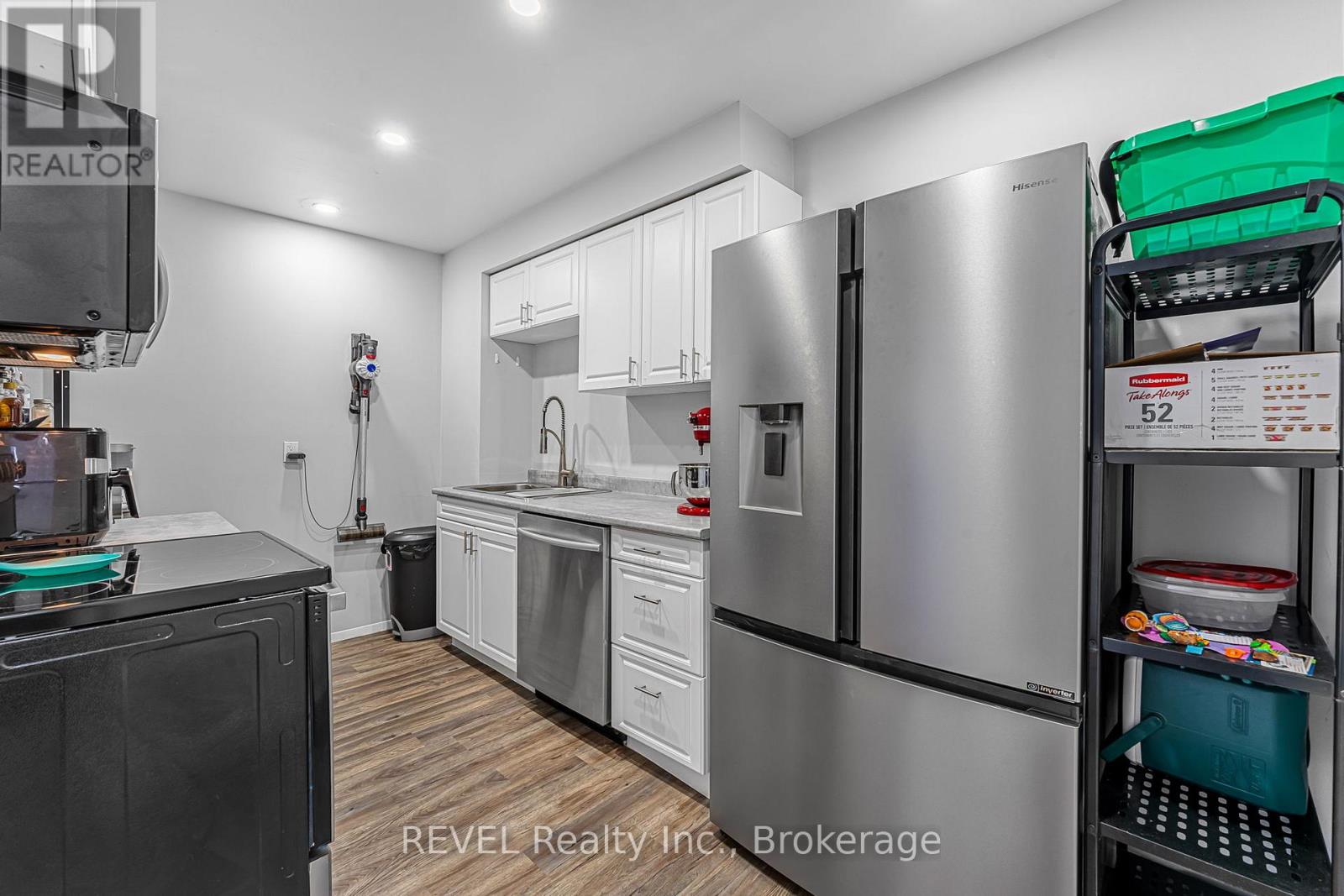 254 - 195 Denistoun Street, Welland, Ontario  L3C 6J6 - Photo 6 - X12510912